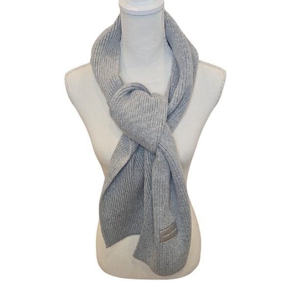 Michael Kors Wool Blend Gray Ribbed Knit Scarf Winter Cozy Thick Neutral NWT - Picture 2 of 5